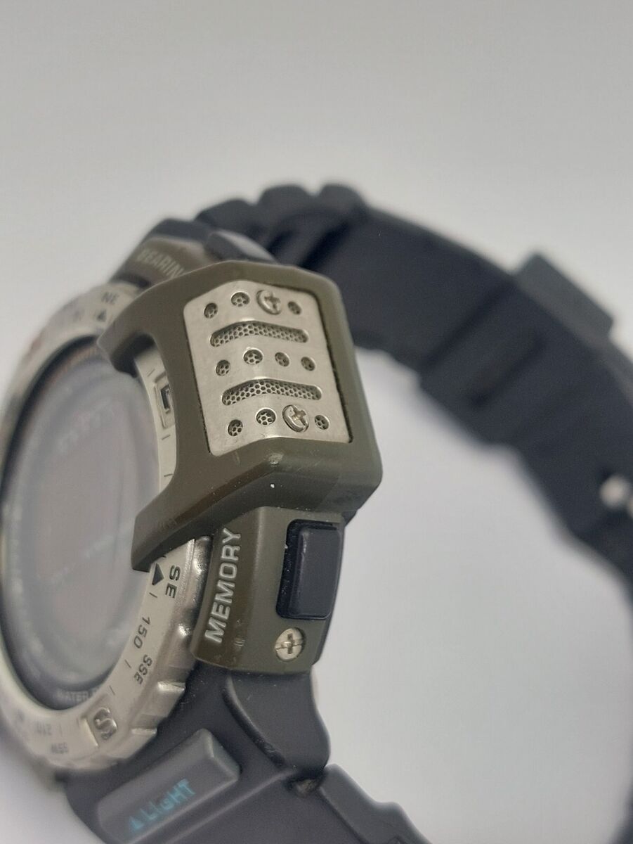 Authentic Vintage Casio Pro Trek PRT-40 1471 BASSINGGEAR Authentic Vintage Casio Pro Trek PRT-40 1471 BASSINGGEAR
