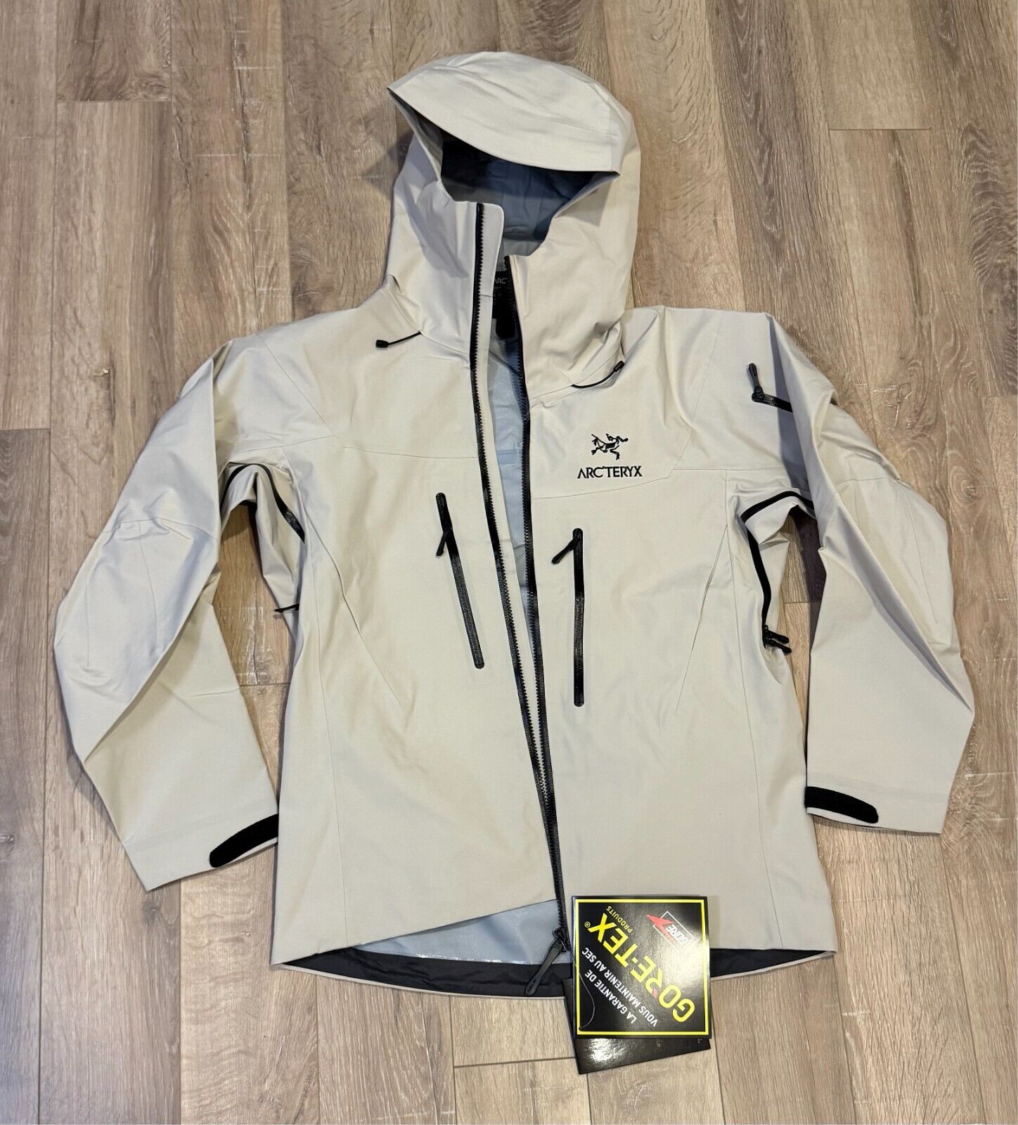 ARC'TERYX ALPHA SV ARC'TERYX ALPHA SV