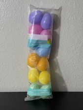 WAY TO CELEBRATE - 12 Plastic Fillable Easter Eggs - Brand New