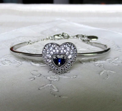 SILBERNER ARMREIF - HERZ - KRISTALL - SWAROVSKI - Bild 1 von 2