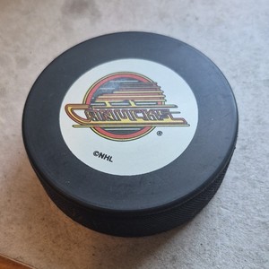 InGlasCo NHL Vancouver Canucks Official Licensed Ice Hockey Puck, Black Rubber