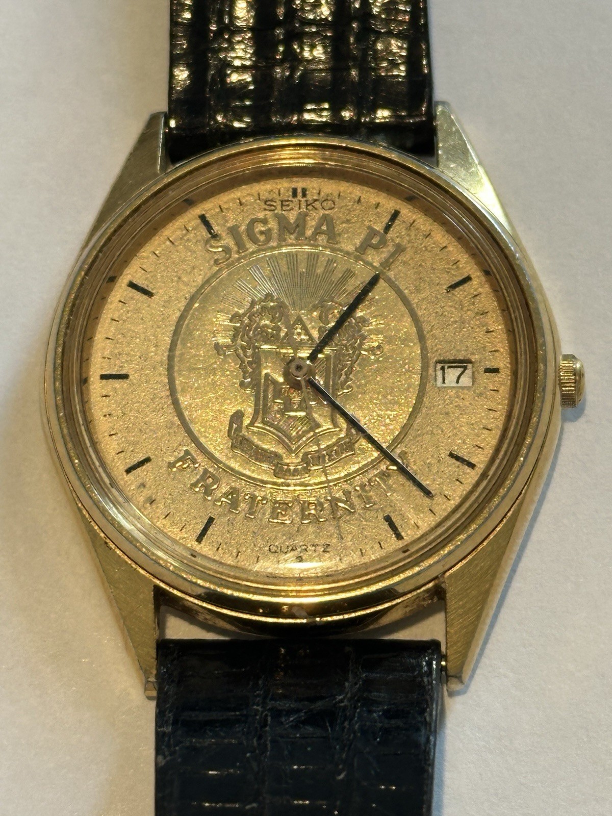 5Y22-7009 Pi Fraternity Seiko Gold Wristwatch Tone Sigma - vintagewatches.pk