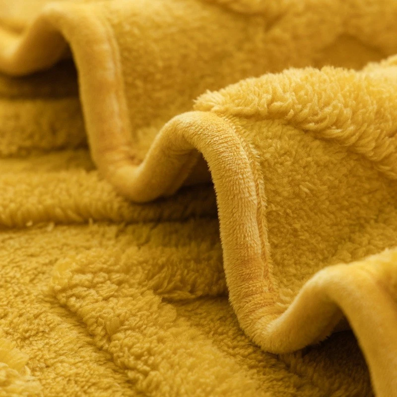 Funda de sofá engrosada simple de felpa de invierno Foto 4 de 4