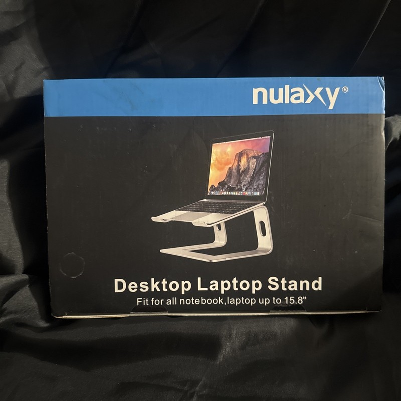 Nulaxy Laptop Stand Ergonomic Aluminum Mount