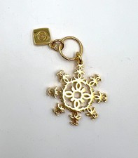 CHANEL 2023 Christmas Holiday  Beauty Gift Snowflake Charm Genuine