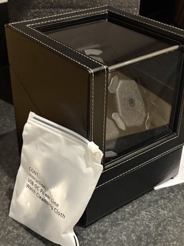 Automatic Triple Rotating Watch Winder, Display's Three Watches, Brand New - Picture 5 of 9