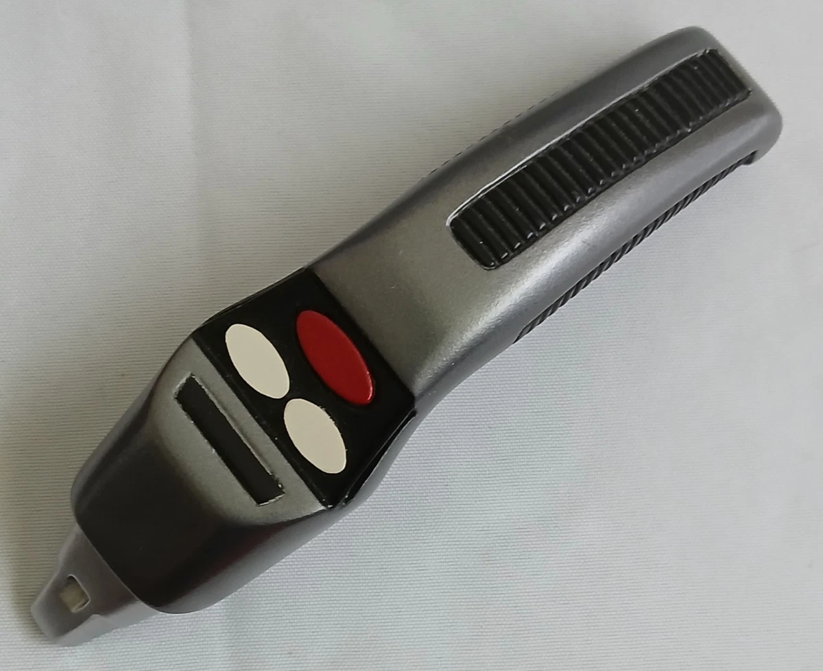 Star Trek Phaser Replica In Star Trek Next Generation Collectibles