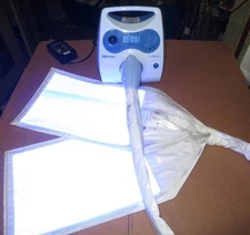 NEOMEDLIGHT BILICOCOON PHOTOTHERAPY LIGHT BOX AND PAD POLE MOUNT