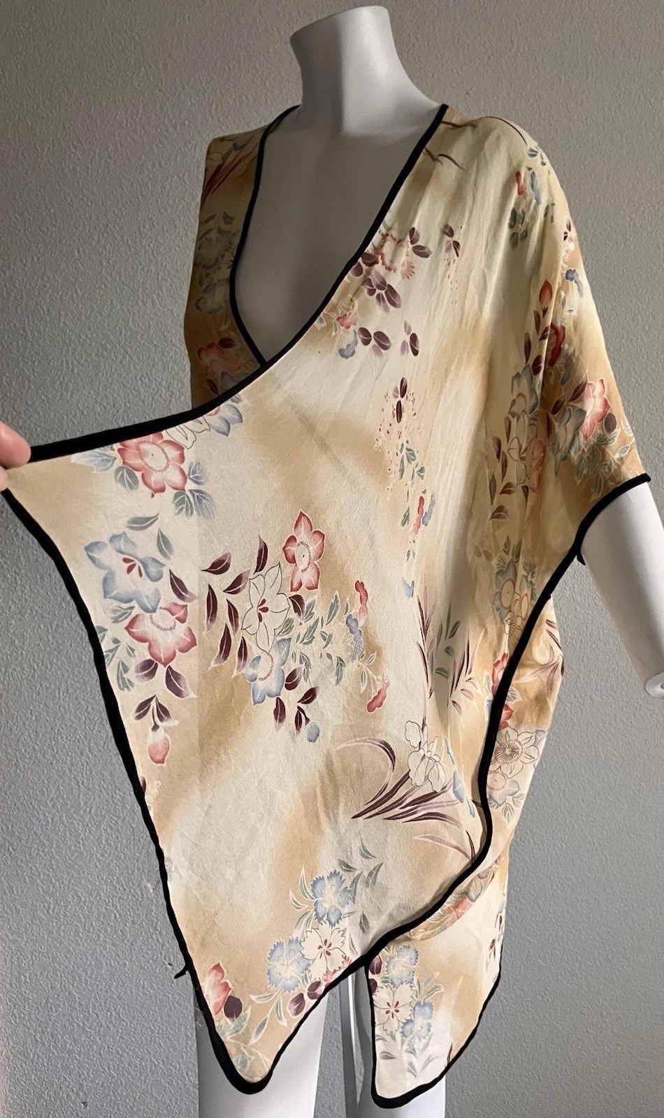 VTG CITRON Santa Monica 100percent Silk Floral Open Front Kimono Cardigan Cover Up XS image 4