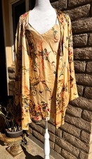 Vintage Victoria's Secret Gold Label Aubusson Print 100 Silk Slip  Robe Petite