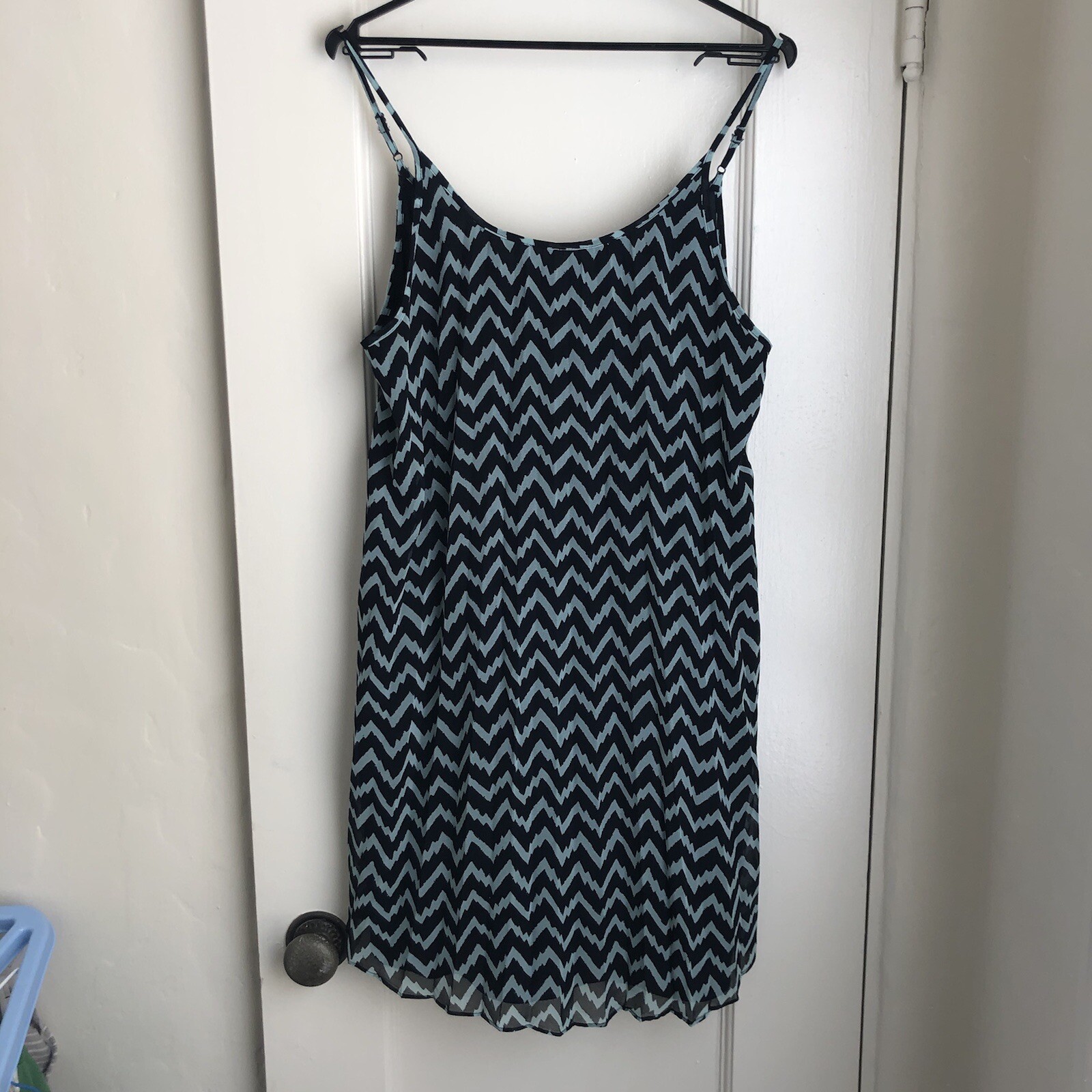 Great Condition BCBGeneration Mint Green Zig Zag … - image 1