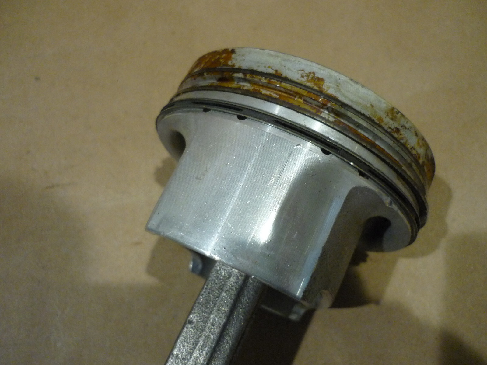 Ferrari 348, Mondial t -  Piston & Con Rod   P/N 137980 - 109738