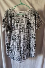 Women Gitano Pullover Shirt Black White Size Small Vases Flowers Tea Pot Casual