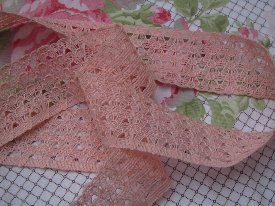 620 cm de dentelle ancienne larg  4,5 cm coton rose - Photo 4/4