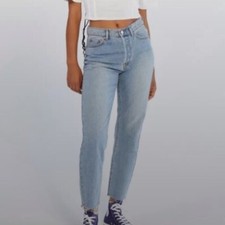 BDG Urban Outfitters Size 25 High Waist Axyl Medium Wash Raw Hem Jeans