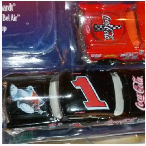 Juego Dale Earnhardt Sr/Jr 2-CWC: #1 Oso Polar y #3 Coca-Cola 1957 Chevy Bel WC 1/64 Foto 2 de 3
