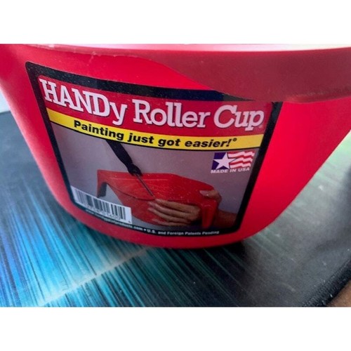 HANDy RollerPaint Bucket with Roller - Picture 2 of 3
