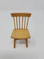 VINTAGE CONCORD DOLLHOUSE MINIATURES - WOODEN KITCHEN CHAIR