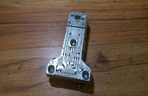 Volkswagen Passat 1998 Tailight Bulb Holder (Lamp Carrier) 3b59452 #160473-50