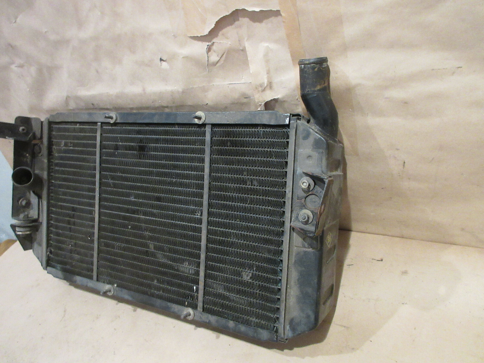 Ferrari Testarossa - RH Water Cooling Radiator P/N 122967
