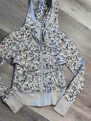 LULULEMON After Asana Hoodie Not So Petite Fleur Silver Spoon Print Jacket Sz 6