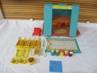 990 B Vintage Fisher Price Little People Play Family Village A Frame bunk beds