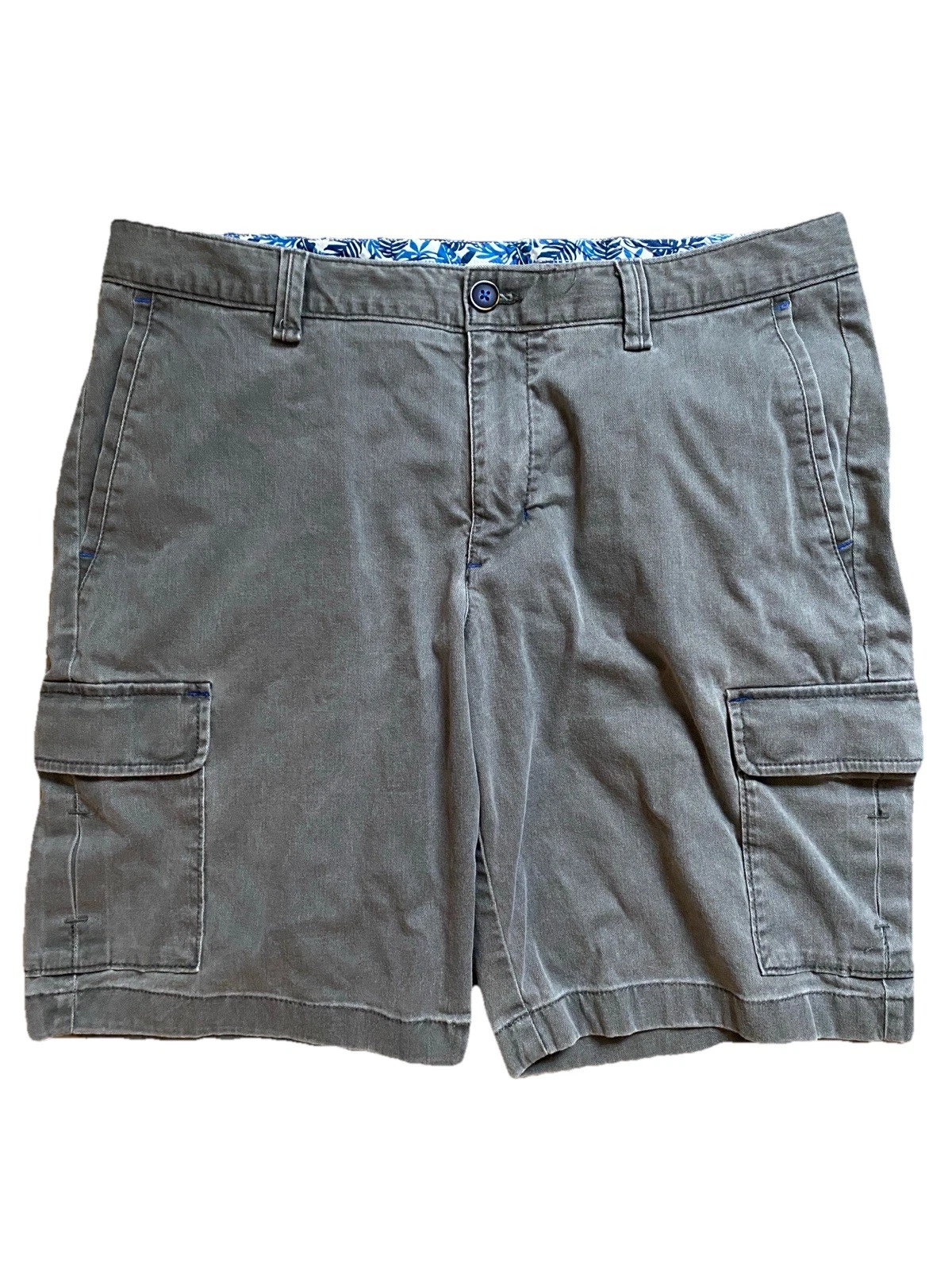 Tommy Bahama Cargo Shorts Men’s 35 Gray