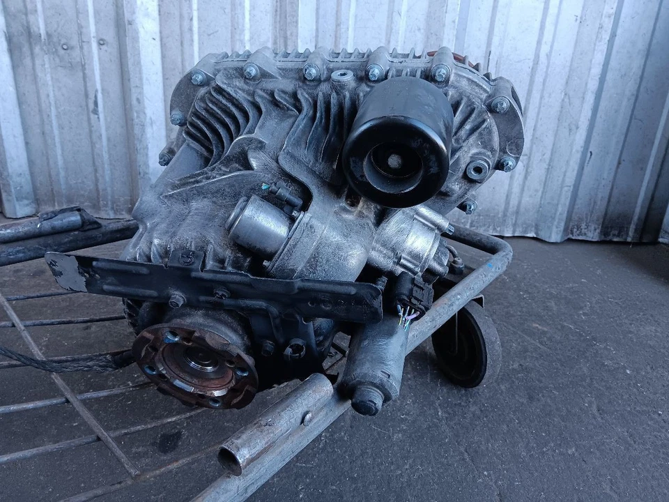 Land Rover Range Rover 2005-2014 AWD caja de transferencia OEM montaje de fábrica Foto 2 de 4