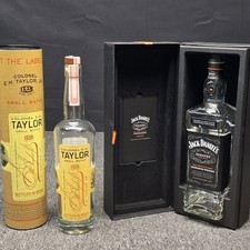 HUGE Lot Empty Liquor Bottles Bourbon Whiskey Tequila Glass Craft Decor Bar