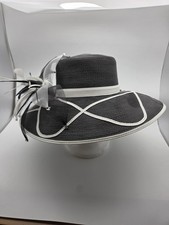 Vintage FINE MILLINERY COLLECTION Large Church DERBY Hat By August Accessories