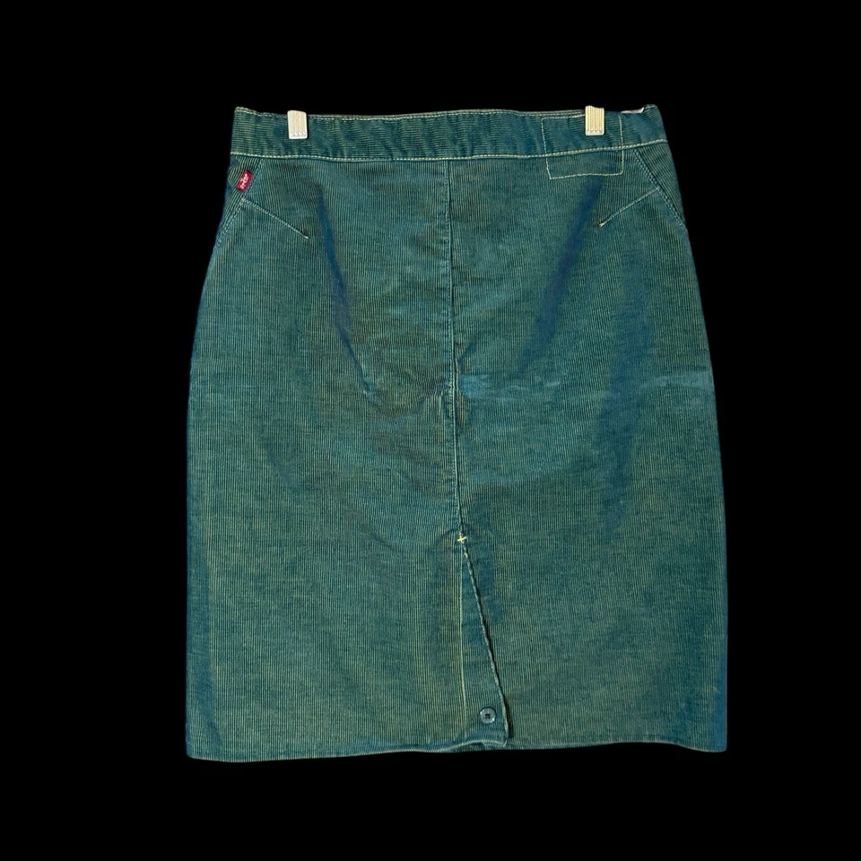 Minifalda vintage de pana verde azulado Levi's de los años 90 tiro medio talla L 31 in. x 23 in. Foto 4 de 4