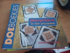 CRAFT BOOK FOR MAKE CARDS LANGUAGE DUTCH DOE BOEKJES SIERPRIKKEN B12 