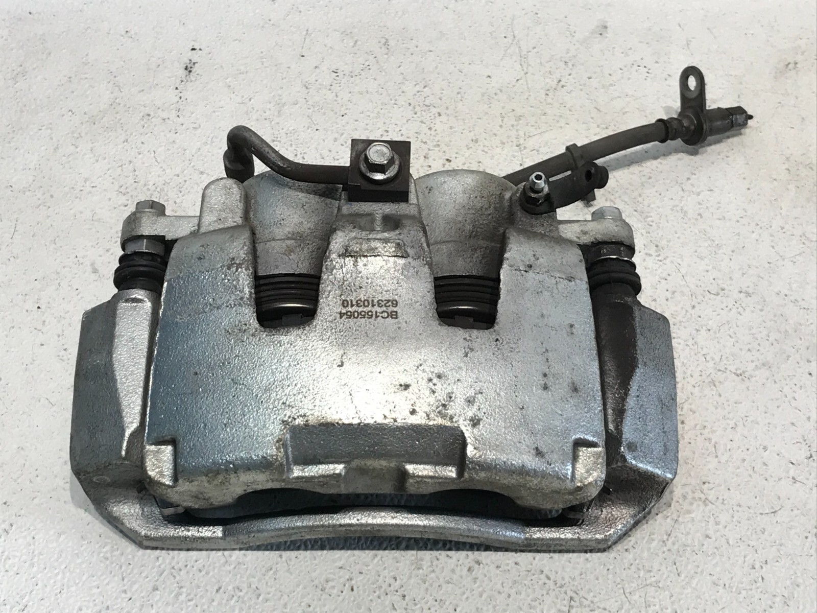 13-22 DODGE RAM 1500 FRONT RIGHT PASSENGER BRAKE CALIPER 104k OEM