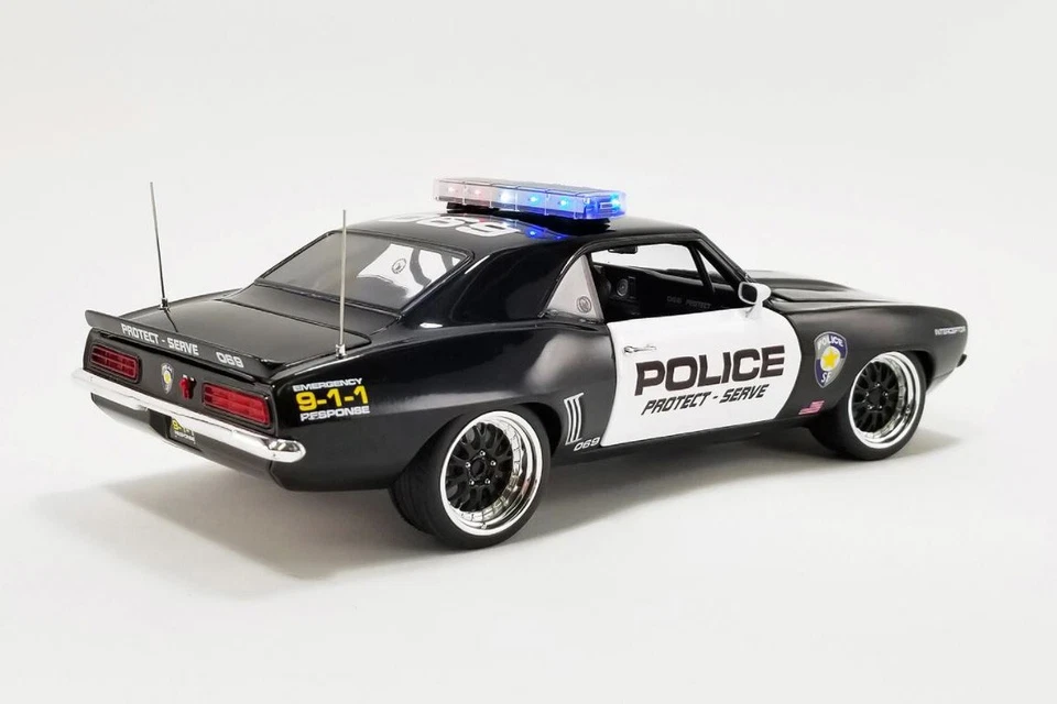 GMP 1969 Chevrolet Camaro - Street Fighter Police Interceptor 1/18. 18935 - Immagine 2 di 4