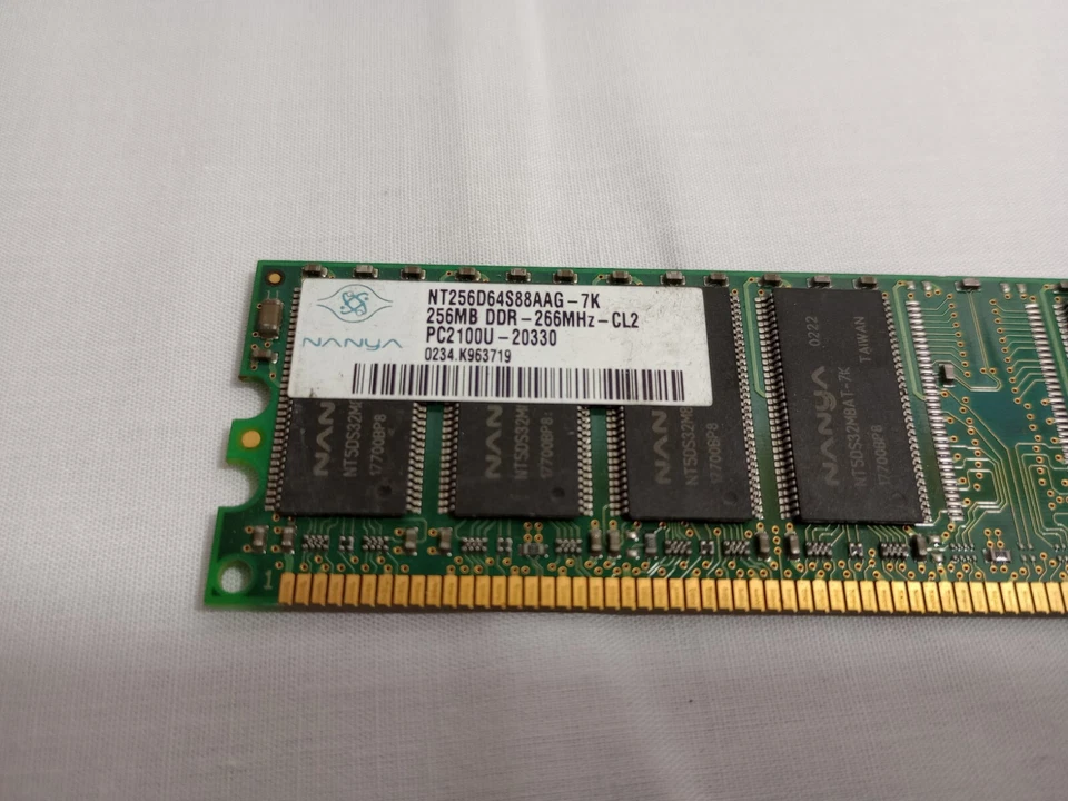 NANYA 256MB DDR DIMM 266MHz - CL2 PC2100U - 20330 - Image 2 of 4