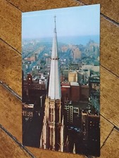 Vintage 1950s Unmailed Chicago SKY TEMPLE Color Litho Photo Postcard