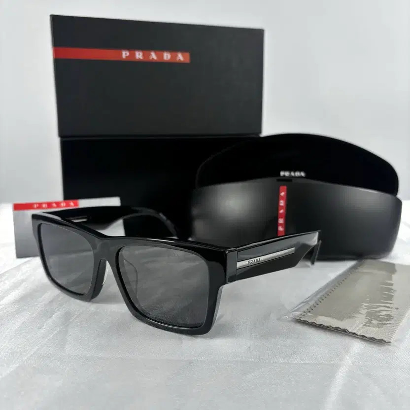 Prada PR25ZS Acetate Sunglasses Black Full Box New