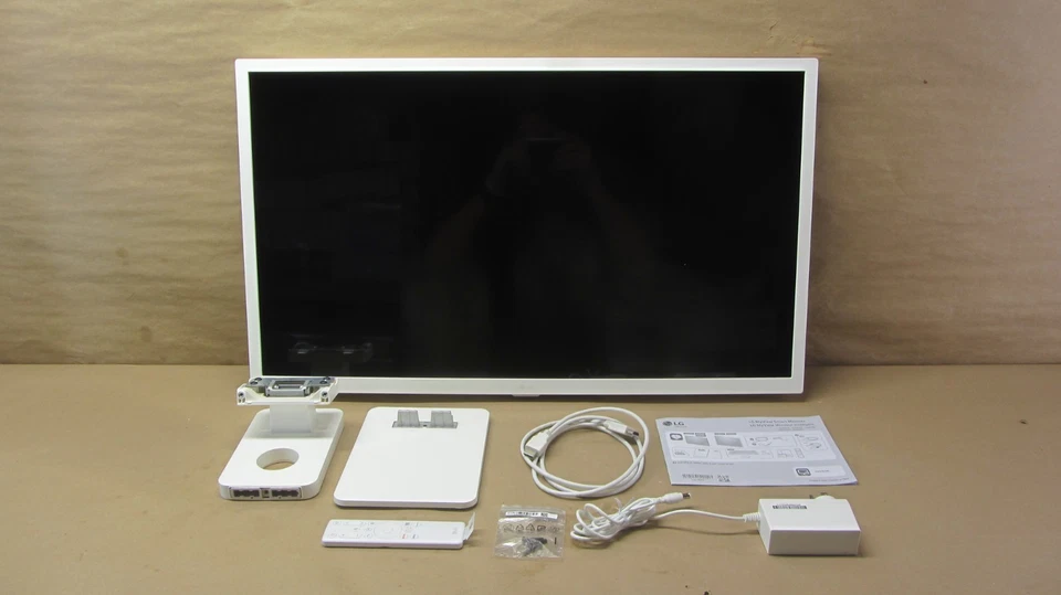 Pantalla LG 32 IPS, Full HD, Monitor Inteligente 32SR53FS Foto 2 de 4