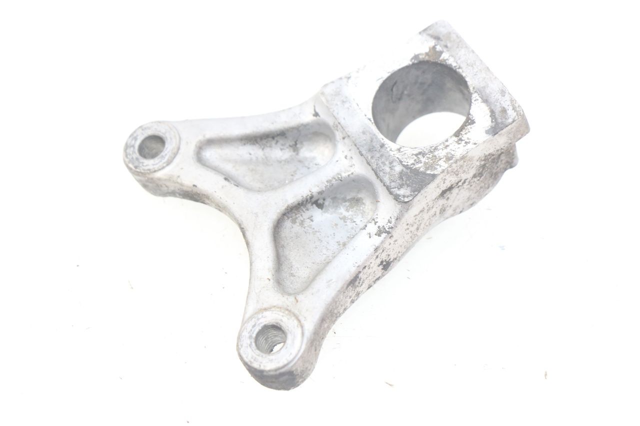 SOPORTE PINZA DE FRENO TRASERO - SUZUKI TLS TL S 1000 (1997 - 2001)