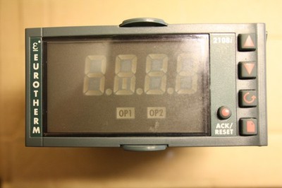 EUROTHERM 2108I/AL/GN/VH/HA/RF/GER/K/0/1000/C/XX  Prozessor Controller