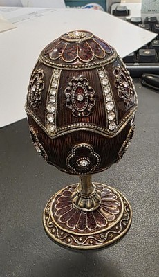 Burgundy Egg Shaped Keepsake Box. Brown With Silver Embellishments