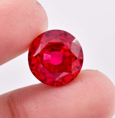 AAA+ Flawless 14 x 14 mm Natural Blood Red Ruby Loose Gemstone (GIT Certified)