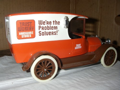1916 Studebaker Wagon Do it Best Diecast Bank - Bild 3 von 10