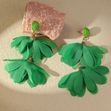 Green Flower Statement Earrings Dangle Drop Lightweight Fashion Jewelry