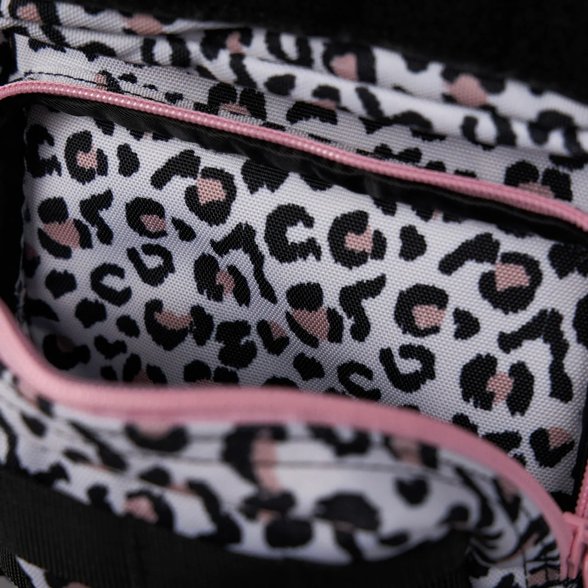 バッグ WOLFPak9L BACKPACK MINI LEOPARD PINK ZIP 9L Backpack Mini Leopard Pink Zip | eBay