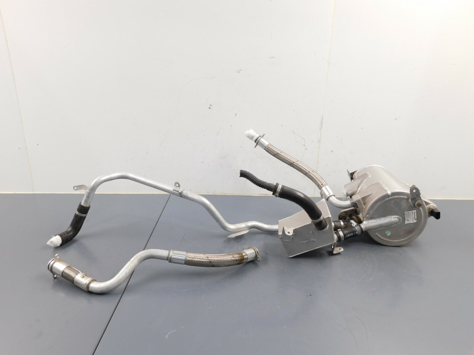 2019 17 18 19 20 McLaren 720S 720 Engine Oil Tanks / Reservoirs / Hoses #3721 X4