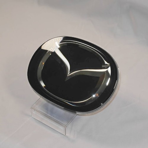 Emblema de rejilla delantera Mazda CX-5 CX-9 TK79-51730 FABRICANTE DE EQUIPOS ORIGINALES genuino - Imagen 6 de 13