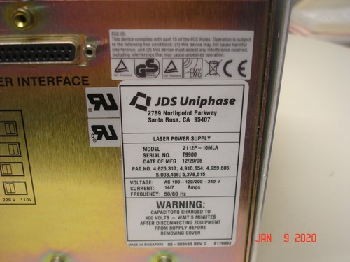 JDS UNIPHASE 2112P-10MLA LASERNETZTEIL 100-240VAC MIT MONTAGEFACH & SCHLÜSSEL - Bild 2 von 4