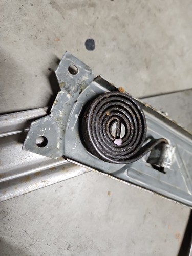 NOS GM 1699195 WINDOW REGULATOR - Picture 2 of 10
