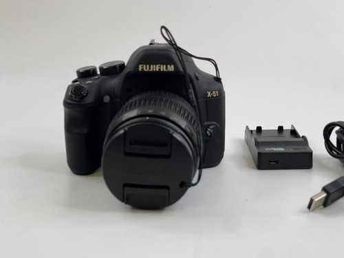 Fujifilm FinePix X-S1 12.0MP Digital Camera Good Condition Works Perfectly - Imagen 22 de 24